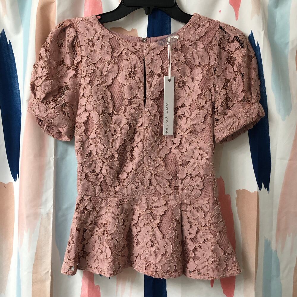 Adelyn Rae Dusty Pink Puff Sleeve Peplum Floral Lace Blouse Size XS - Picture 2 of 12
